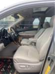 A picture of Lexus rx330 registered