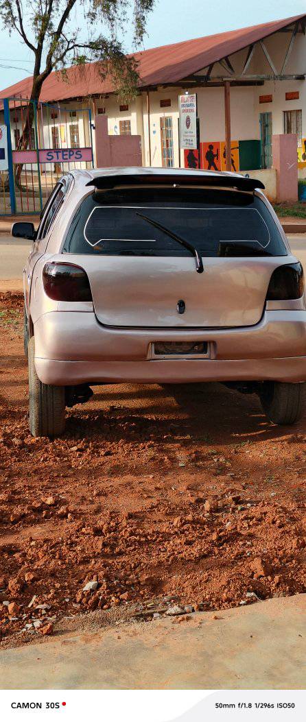 A picture of Toyota vitz UAZ buy and drive 12m cosa UAK 4.5m