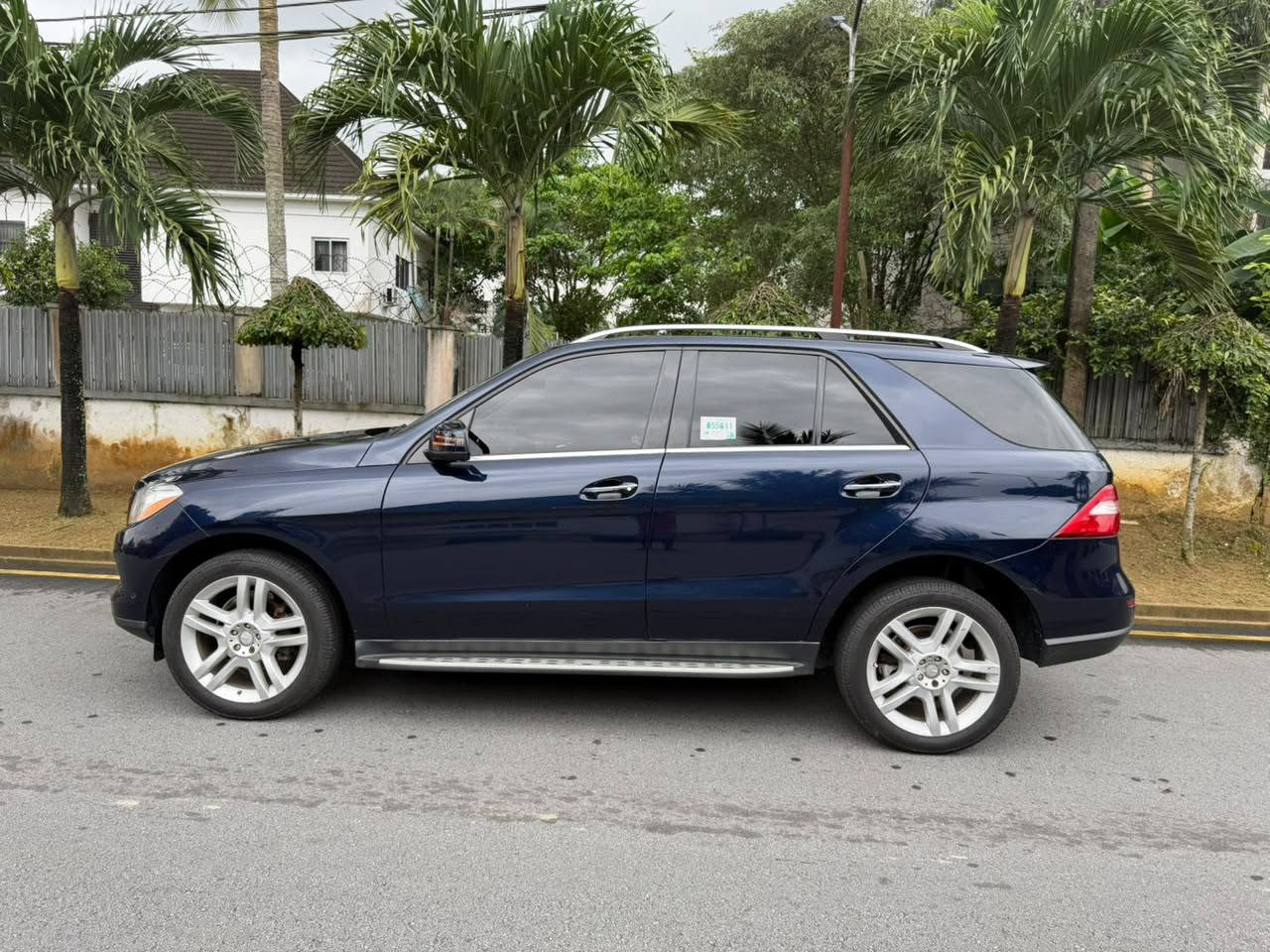 A picture of Foreign Used 2015 Mercedes Benz ML350