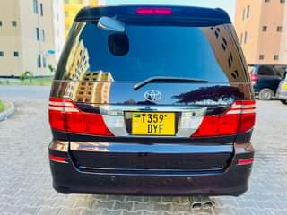 A picture of TOYOTA ALPHARD MWAKA 2007 ENGINE 2AZD CC2360 GARI MPYA FULL