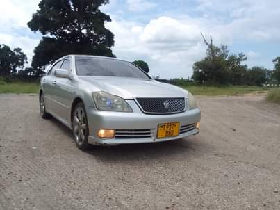 A picture of 2010 Toyota Crown