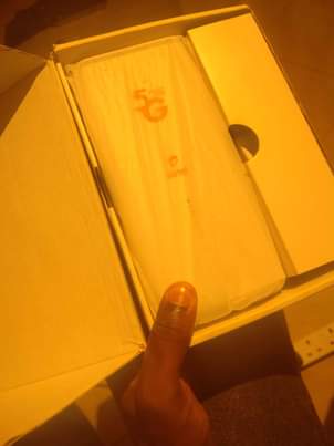 A picture of Airtel 5g ZLT X25 full box Laini ya Airtel iliyokwisha
