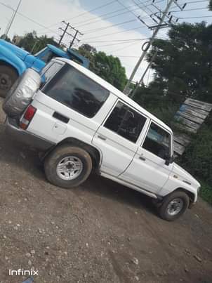 A picture of cruiser 0699131881 0767410504