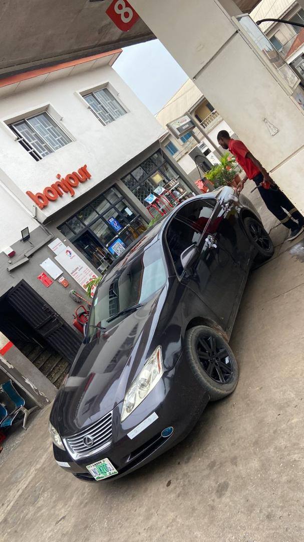 A picture of Lexus Es350