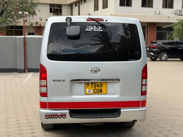 A picture of TOYOTA HAICE QUANTUM