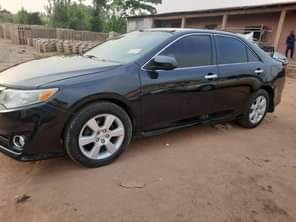 A picture of Toyota Camry spider 012 sport engine factory fitted gear factory