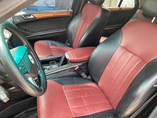 A picture of Mercedes Benz ML500