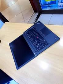 A picture of Lenovo T450s i7 with 8gb Ram and 500gb hdd