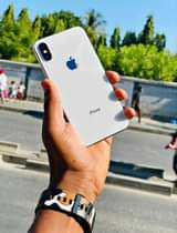 A picture of iPhone X 64GB