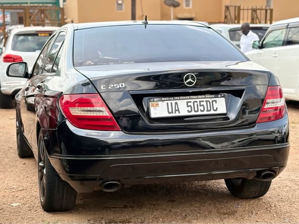 A picture of Mercedes C200 On Sale