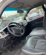 A picture of Toyota Hiace Standard roof 2012 manual transmission Engine 2TR FE