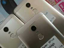 A picture of Redmi 5 plus 4gb ram 64gb space Android version 8.1.0