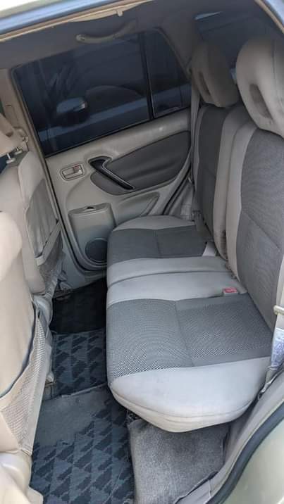 A picture of TOYOTA RAV4