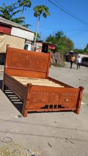A picture of Size 5 6 Tsh 220 000 0745632327