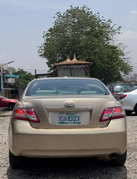 A picture of 2010 Toyota Camry 2010