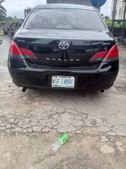 A picture of Neatly used Toyota Avalon With good and sound engine Gear