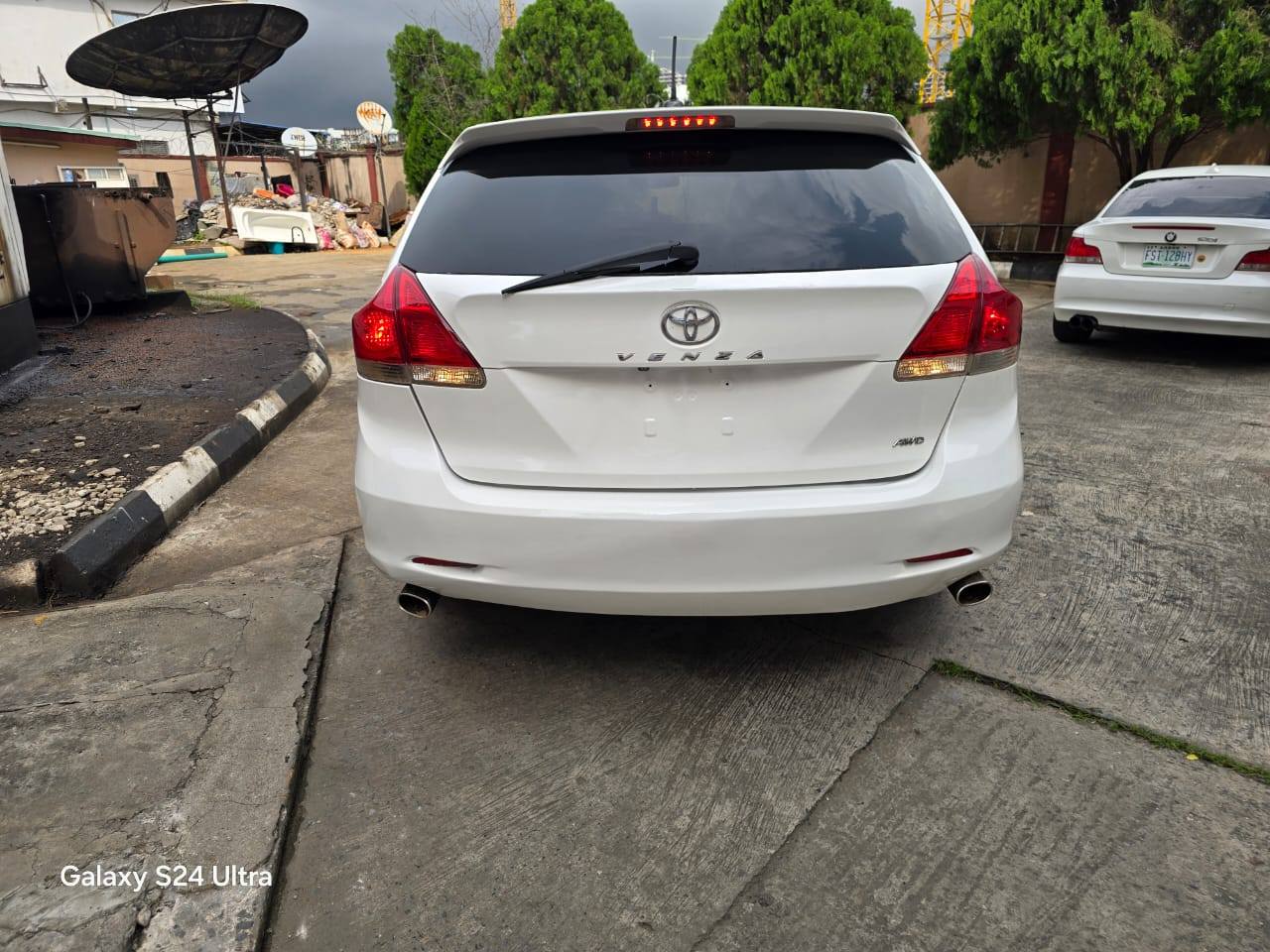 A picture of Toyota Venza 2010