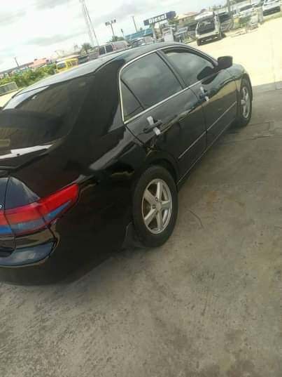 A picture of 2004 HONDA Accord Alloy
