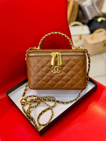 A picture of Handbags