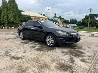 A picture of FOREIGN USED HONDA ACCORD 2011 MODEL V6 FIRST BODY REVERSE
