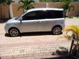 A picture of TOYOTA CIENTA