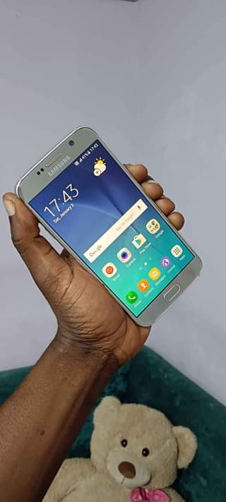 A picture of Samsung S6