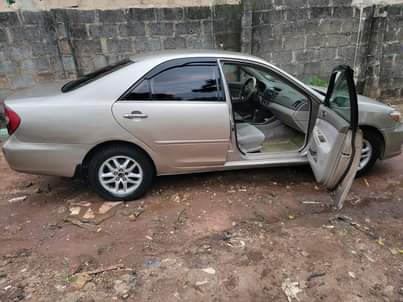 A picture of Toyota camry