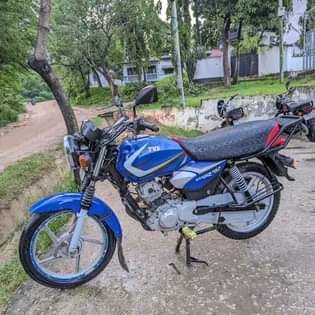 A picture of TV S 125 TZS 850 000 NIPIGIE 0760387780