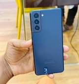A picture of Samsung galaxy S21 5G