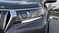 A picture of 2015 Toyota Prado FACELIFTED GCC SPECS V6 4WD SUNROOF FULL