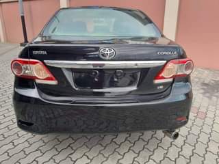 A picture of Toyota corolla 012