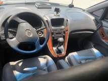 A picture of 2000 model rx300 registered Settlement 50k