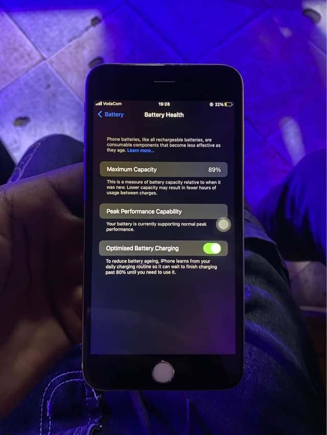 A picture of iPhone 6s Plus