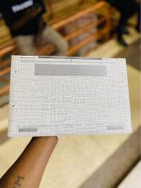 A picture of Hp Elitebook 1030 g3 i5 Touch Screen X360 1m