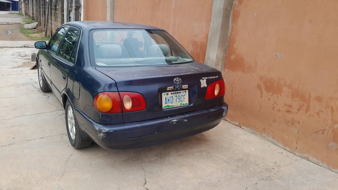 A picture of Toyota corolla cocaine