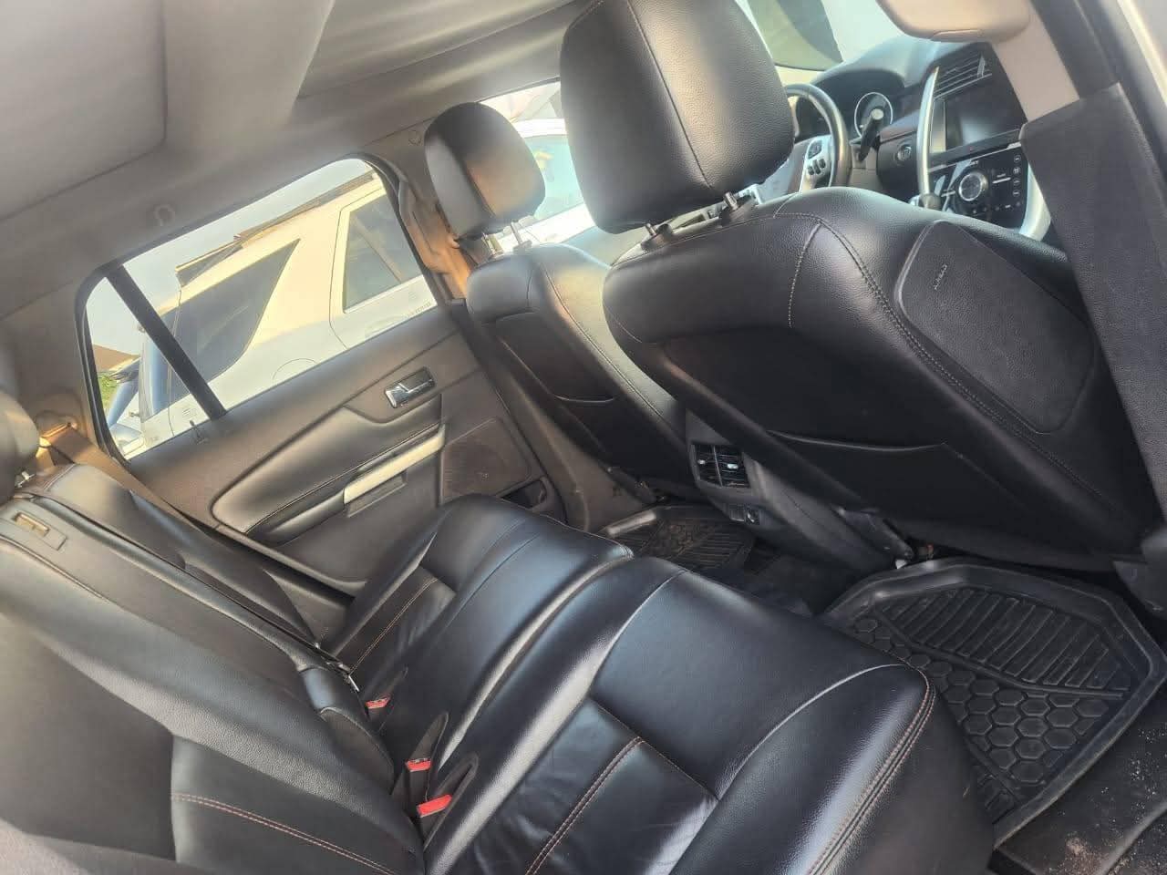 A picture of FORD EDGE 2013MODEL