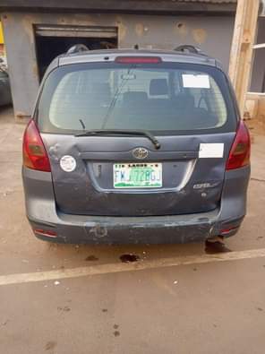 A picture of Toyota Corolla verso automatic transmission complete pure first body pan