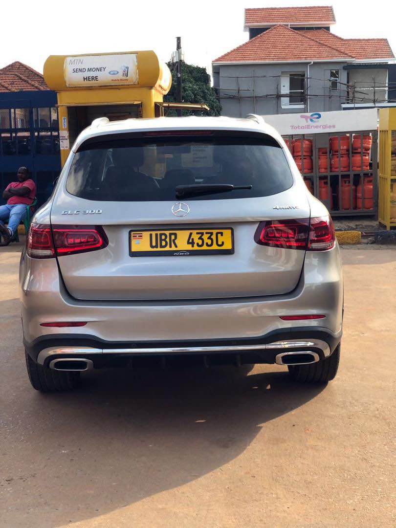 A picture of Glc300d 4matic