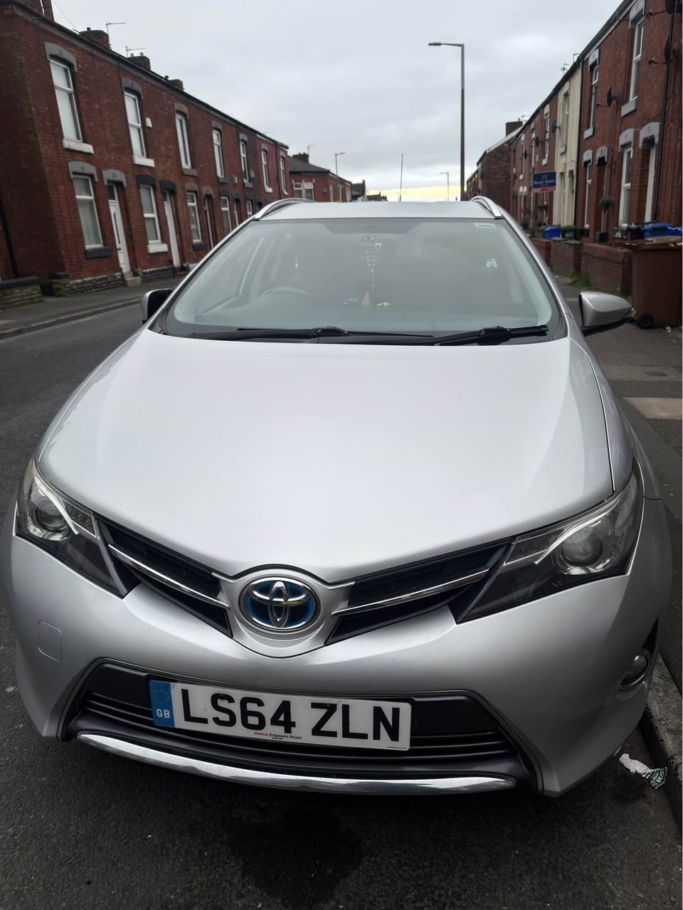 toyota auris