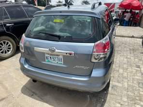 A picture of Toyota matrix 2006 model Engine silent Gear ok AC chilling