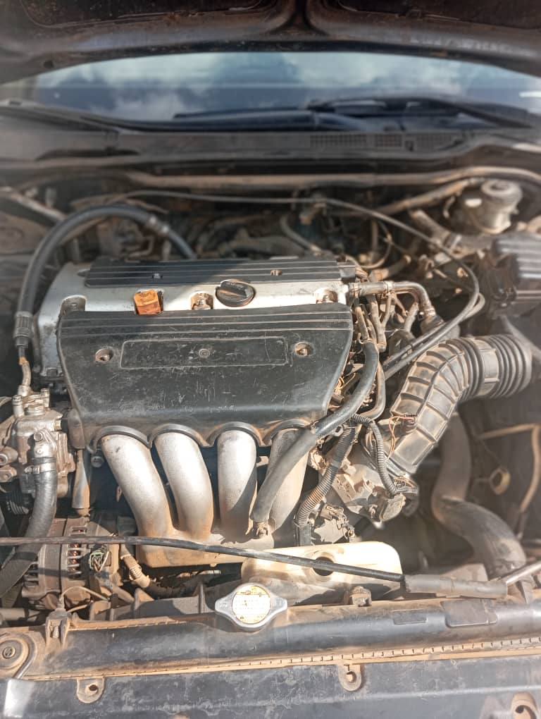 A picture of DISTRESS HONDA ACCORD