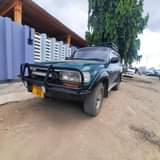 A picture of Land cruser vxbei 16m0655666330