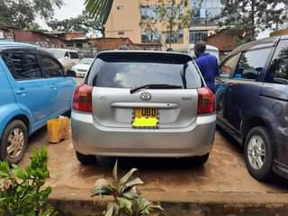 A picture of Toyota Runx call WhatsApp 0701095535