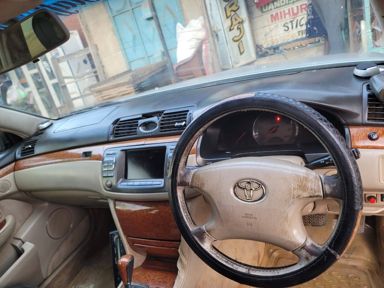 A picture of Njoo tumalize biashara Bei ml 4 8 simu 0620854998