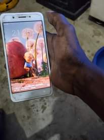 A picture of OPPO Y55
