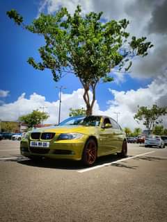 bmw 320i