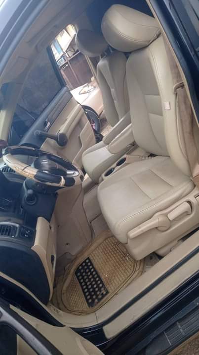 A picture of 2009 Honda CRV 2.4