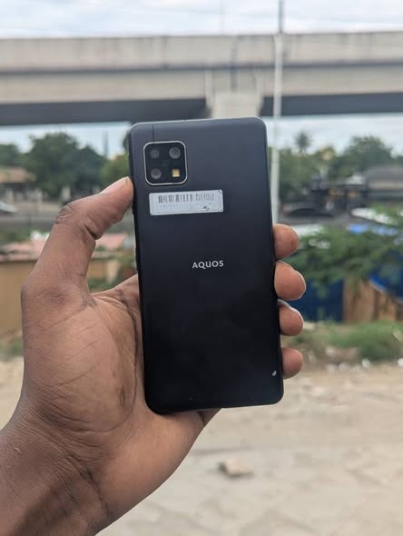 A picture of ACQUOS SENSE 5G 64GB 75000k WI FI ONLY 0718208822