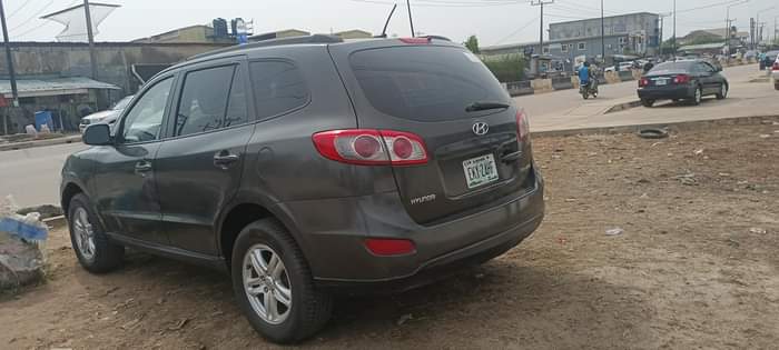 A picture of Hyundai Santa Fe 2019