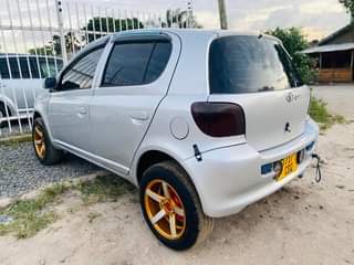 A picture of VITZ OLD 0714058883